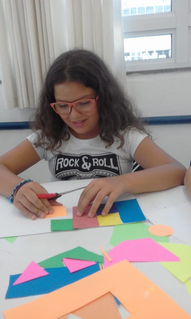 Curso de férias - Recorte e colagem